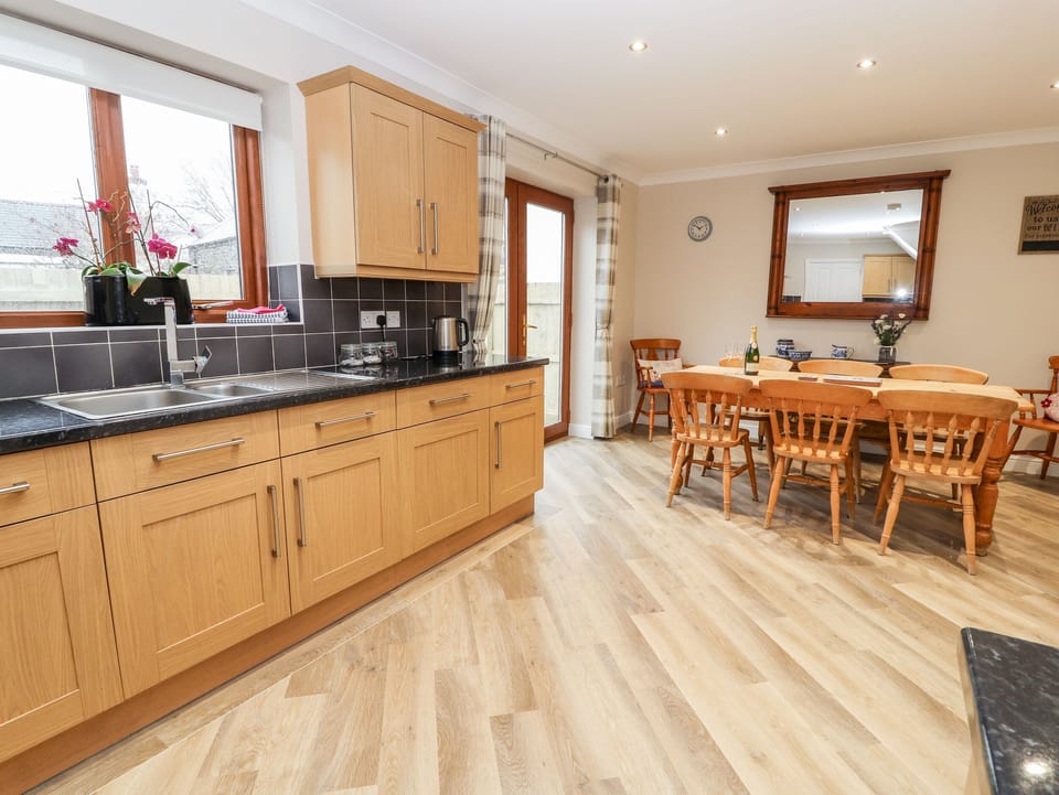 Cottage | Interior
