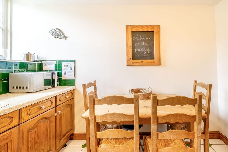 Cottage | Interior
