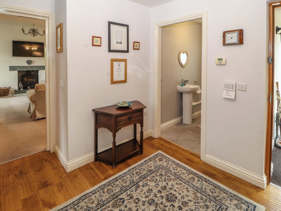 Cottage | Interior