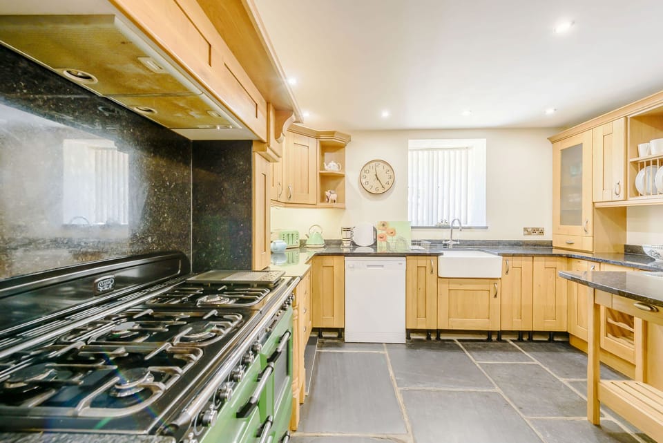 Cottage | Interior