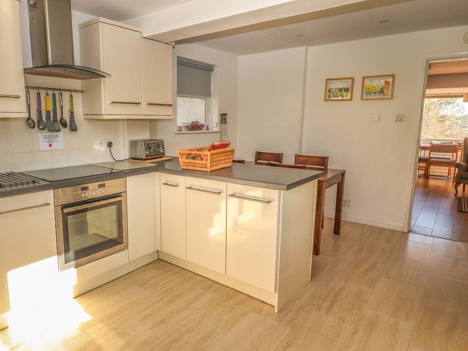 Cottage | Interior