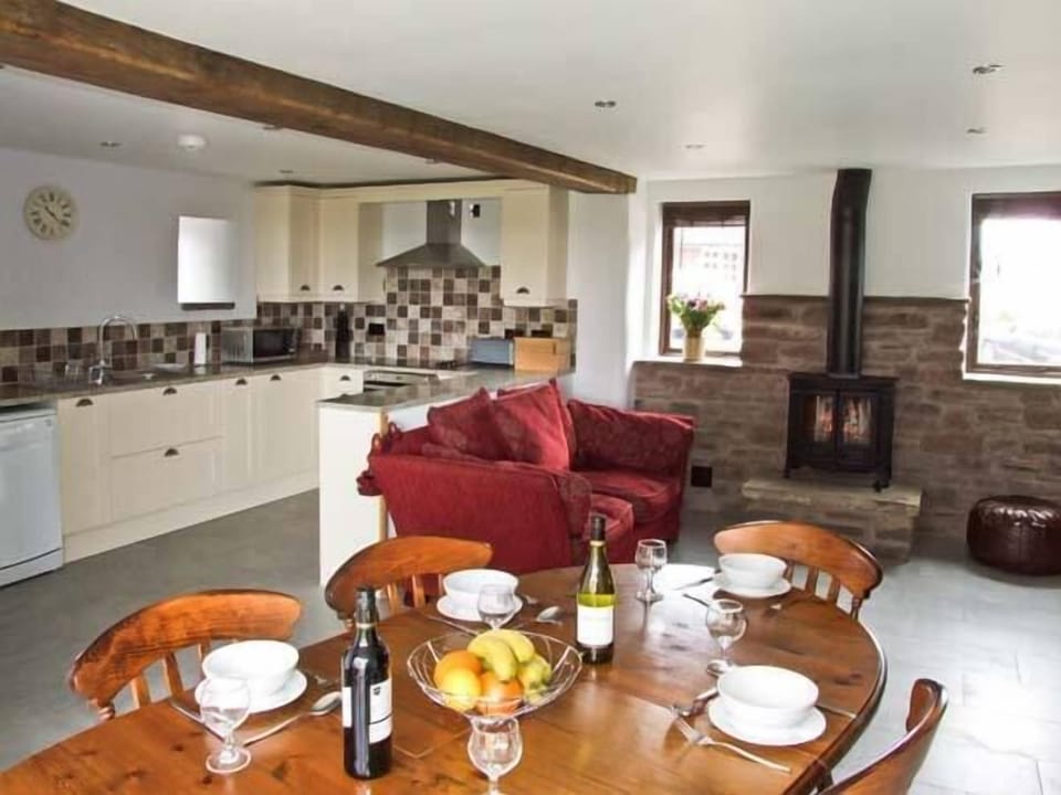 Cottage | Interior