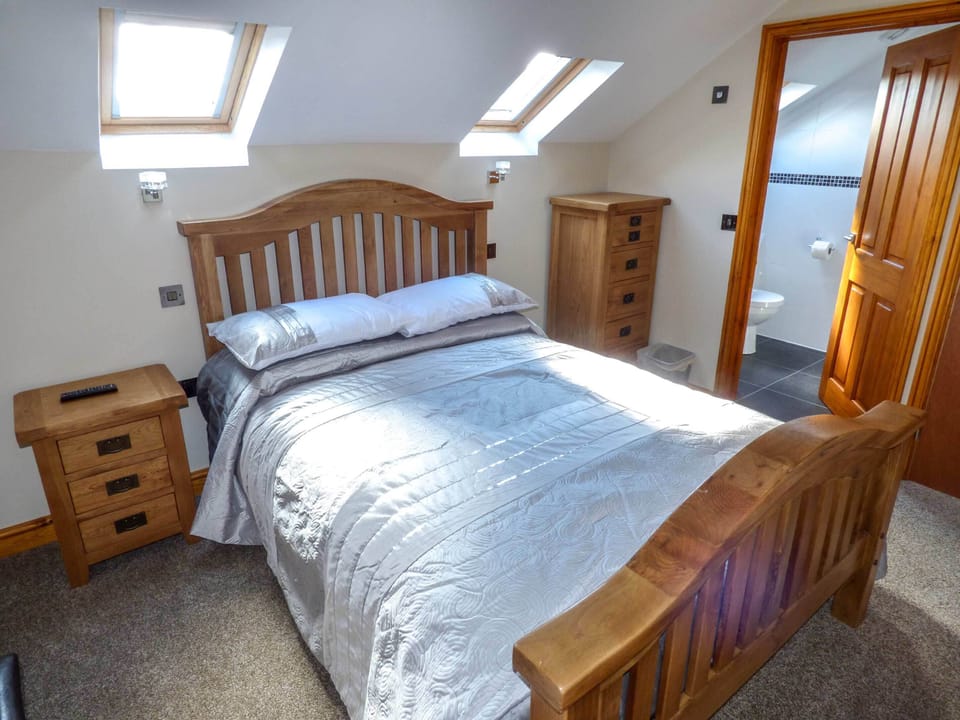 Corner Croft Cottage in Staffordshire Moorlands District