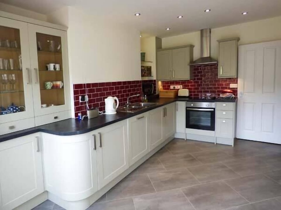 Cottage | Interior
