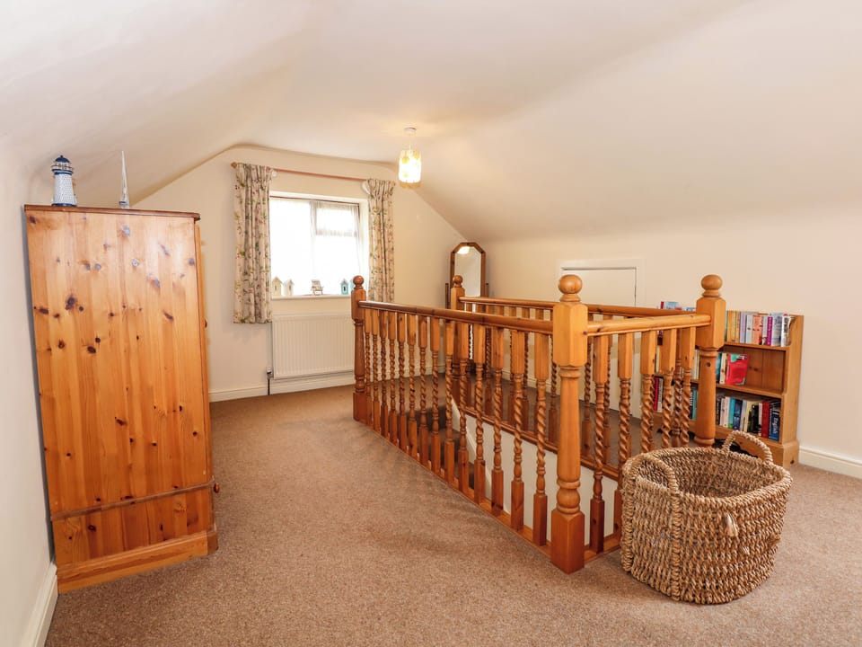 Cottage | Interior