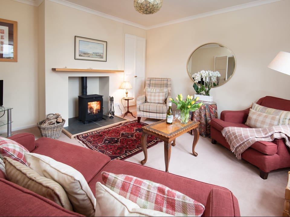 Cottage | Living area