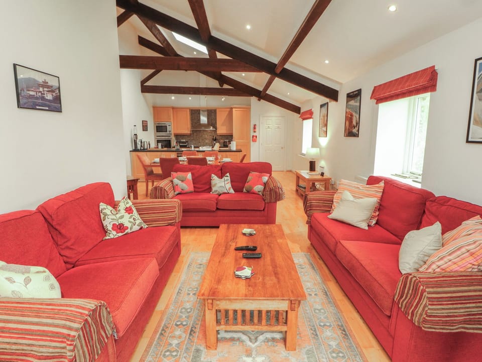 Cottage | Interior