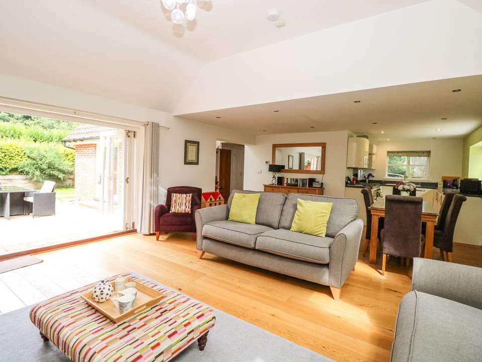 Cottage | Interior