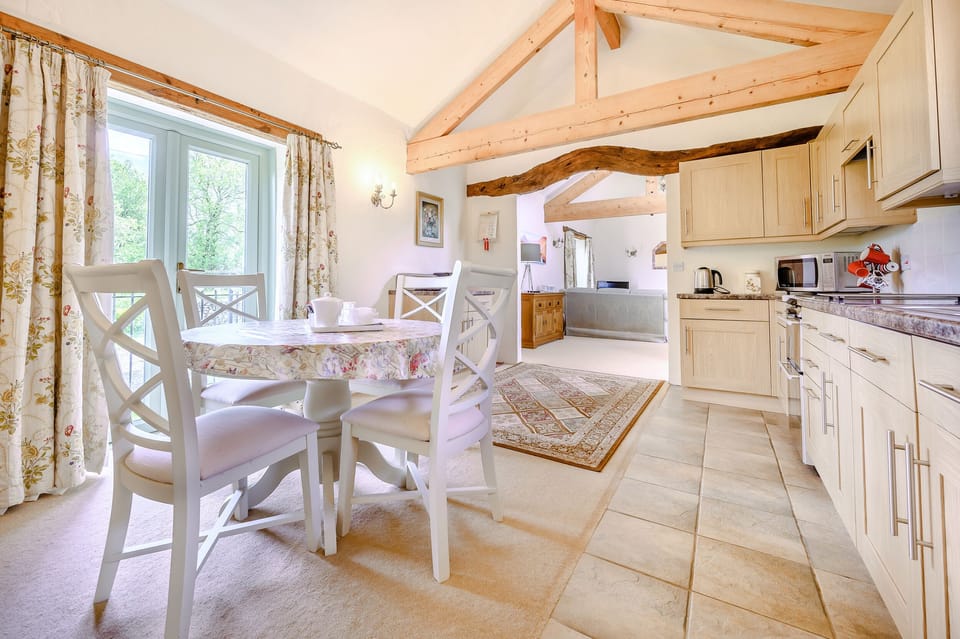 Cottage | Interior