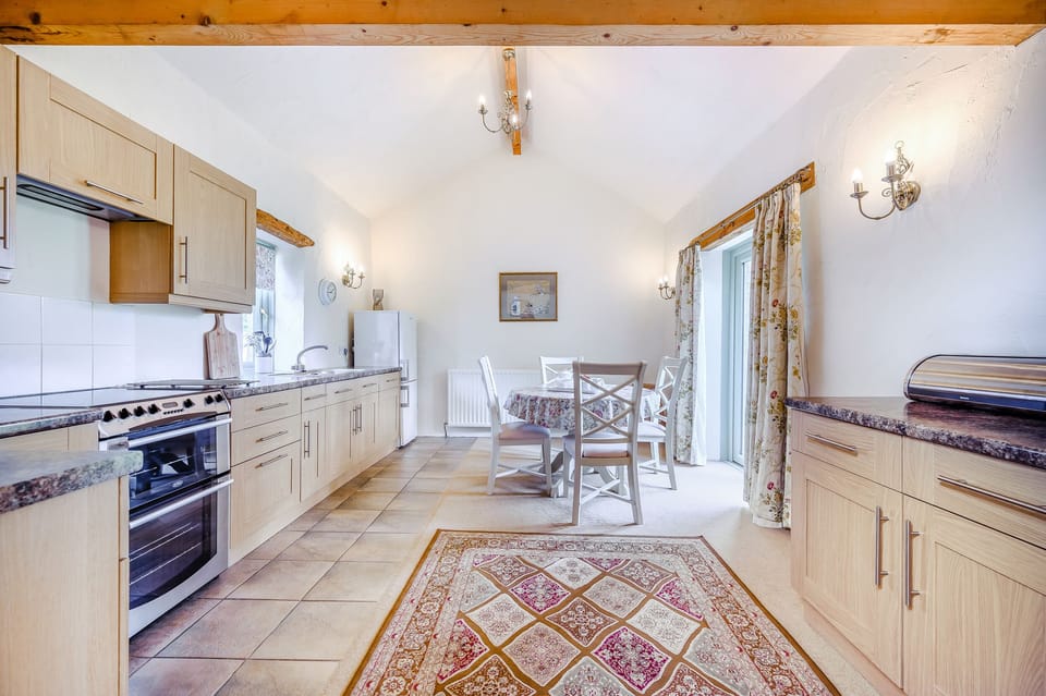 Cottage | Interior