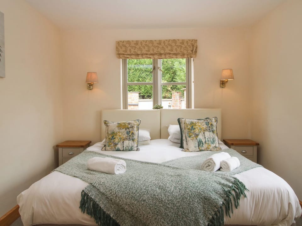 3 bedrooms, WiFi (free), individually decorated, individually furnished