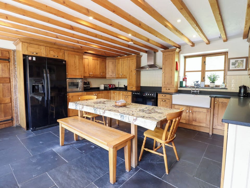 Cottage | Interior