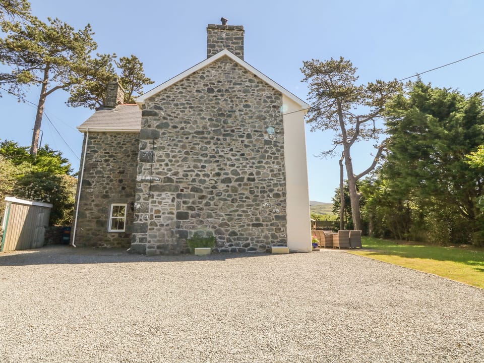 Cottage | Exterior