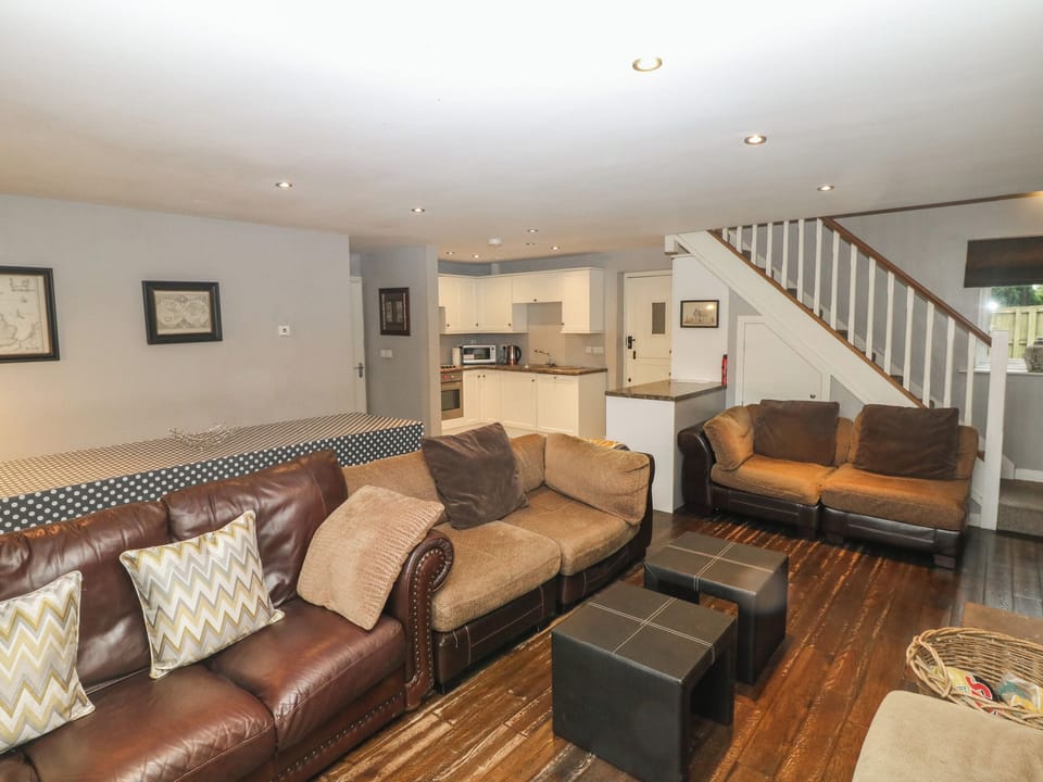 Cottage | Interior