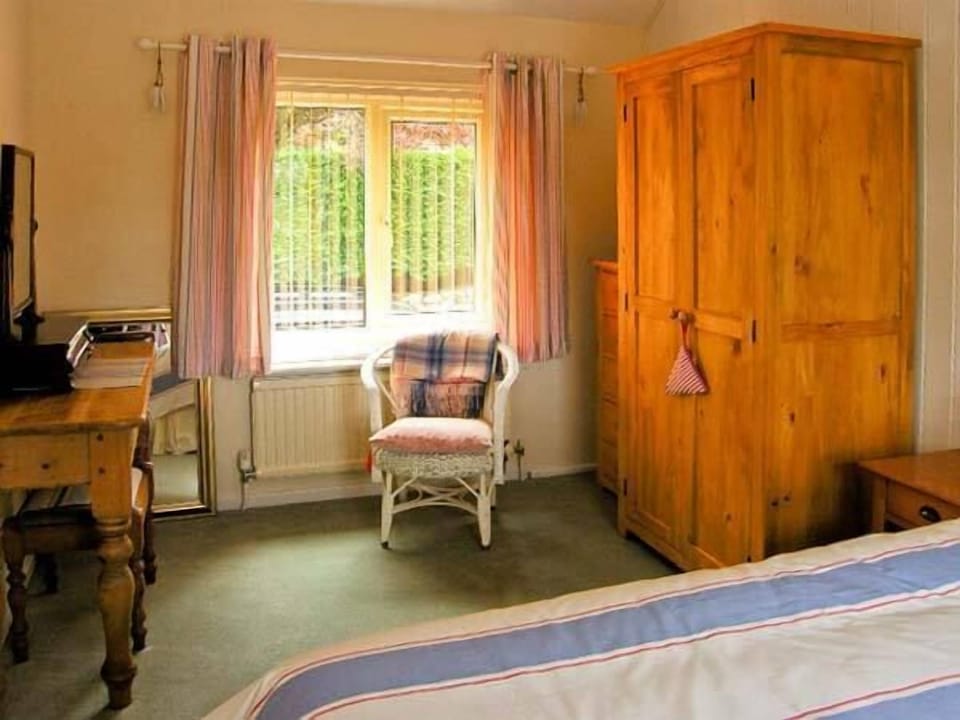 Cottage | 1 bedroom, individually decorated, individually furnished, free WiFi