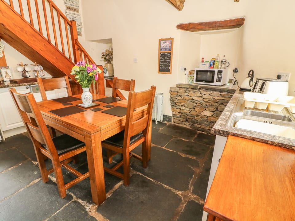 Cottage | Interior