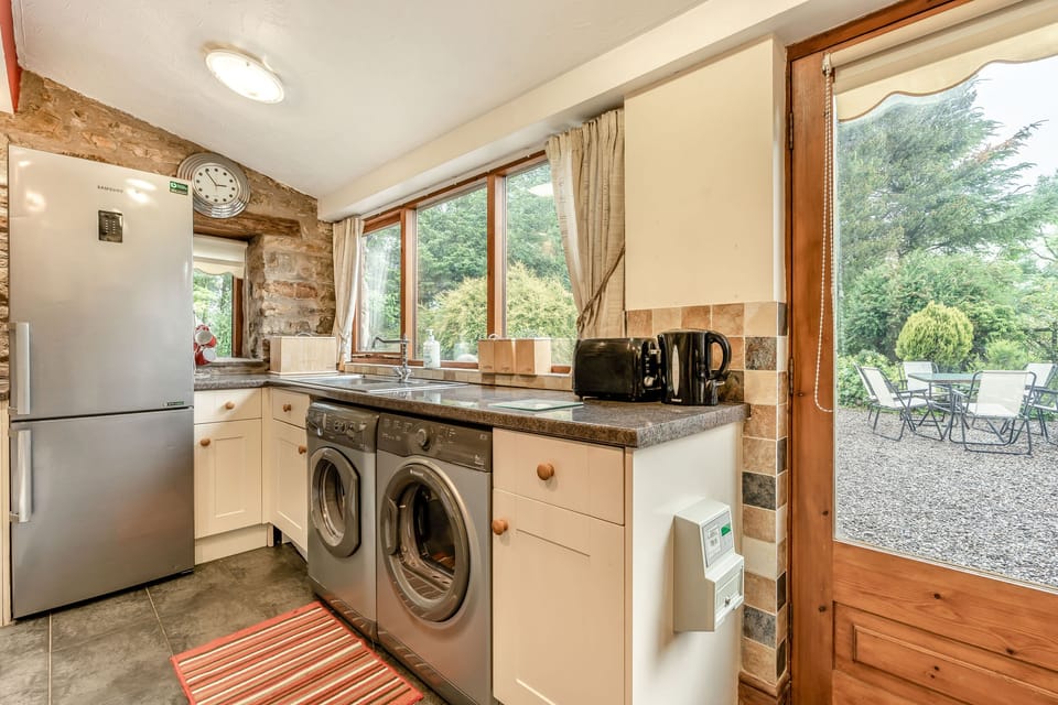 Cottage | Interior