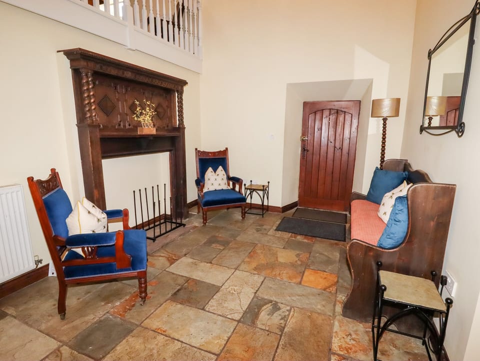 Cottage | Interior