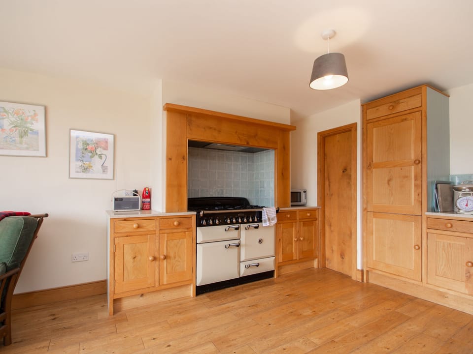 Cottage | Interior