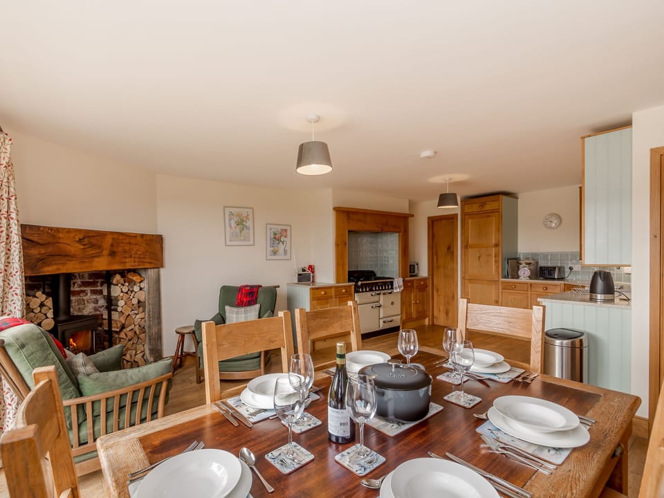 Cottage | Interior