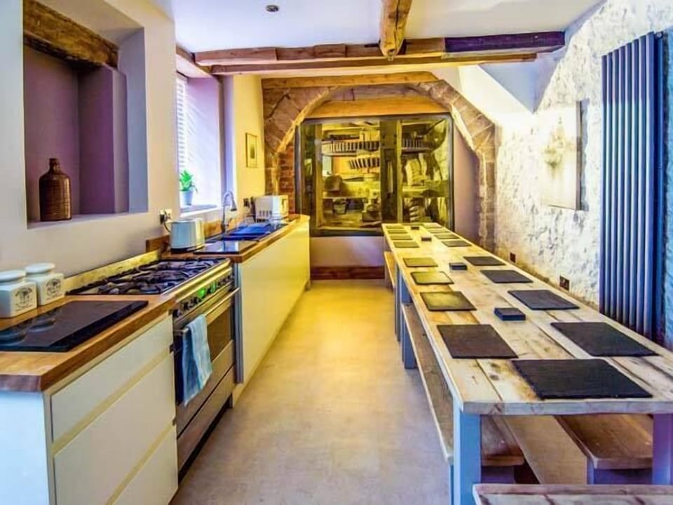 Cottage | Interior