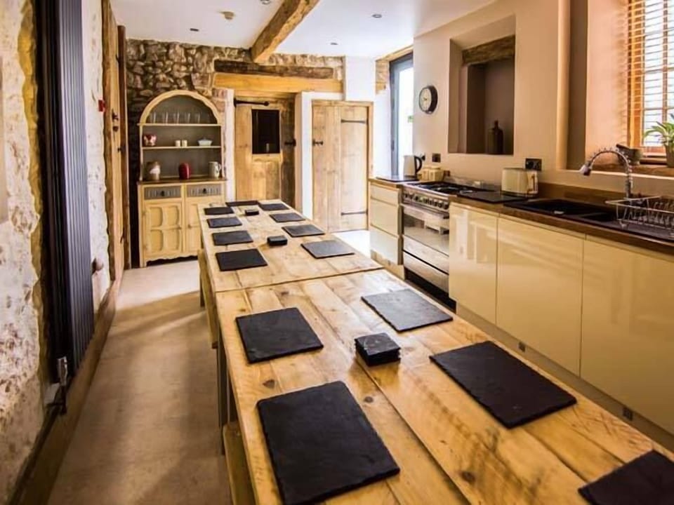 Cottage | Interior