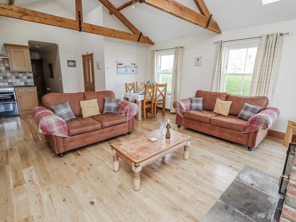 Cottage | Living area | TV, DVD player