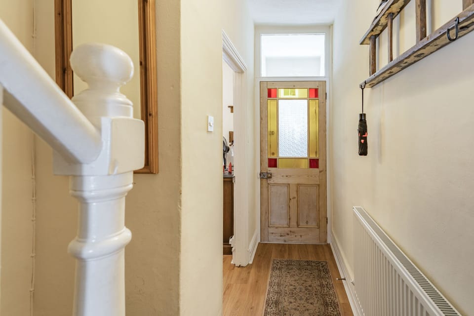 Cottage | Interior