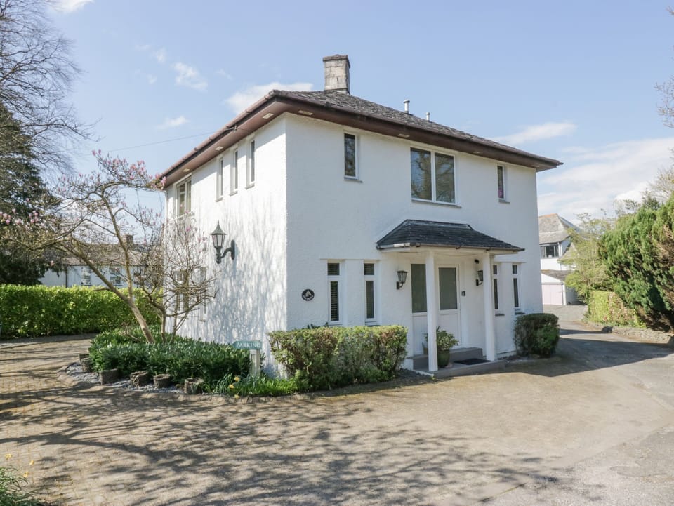 Cottage | Front of property