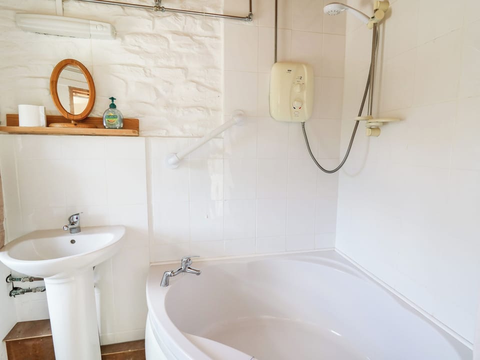 Llety'r Wennol Cottage in Wales
