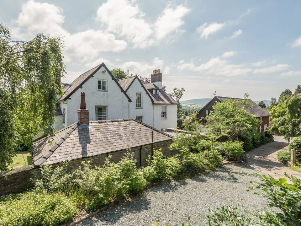 Cottage | Interior
