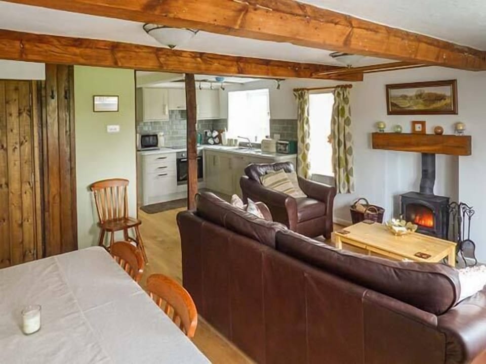 Cottage | Interior