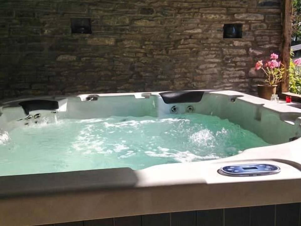 Cottage | Spa
