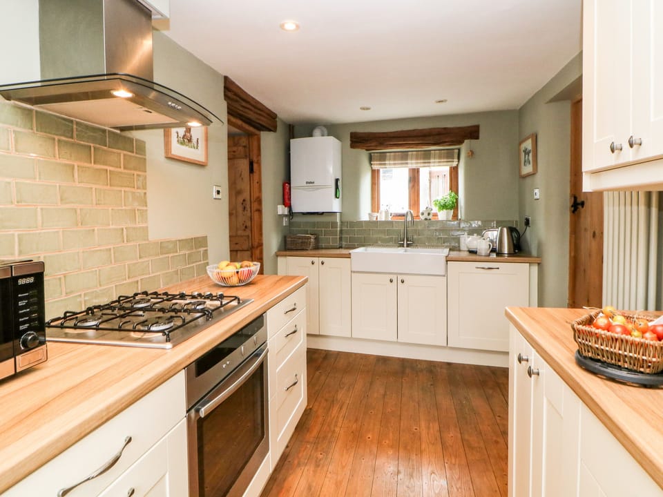 Cottage | Interior