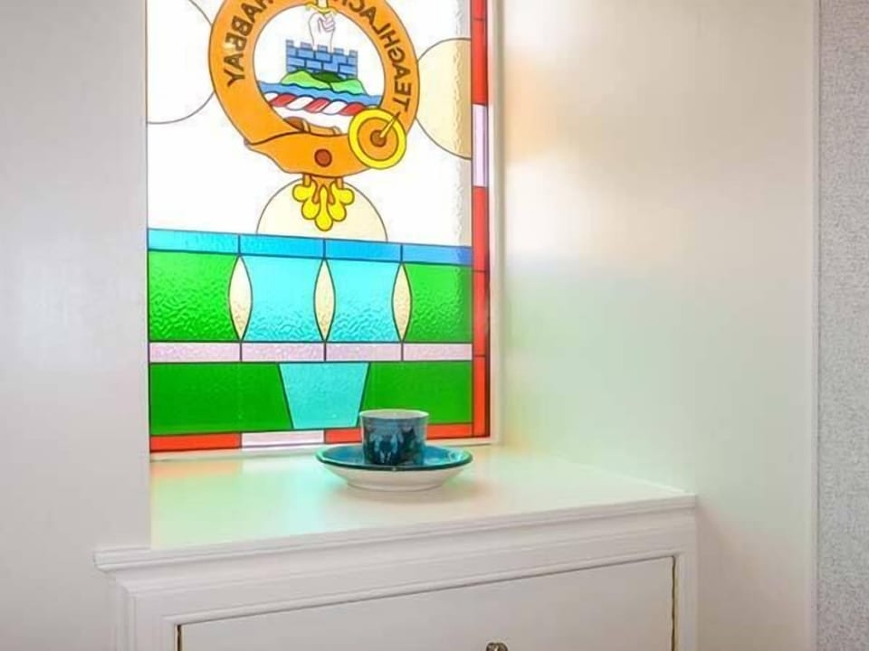 Cottage | 2 bedrooms, individually decorated, individually furnished, desk