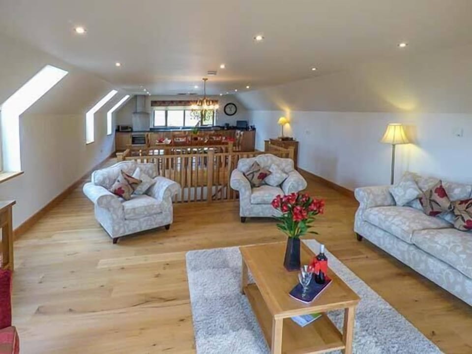 Cottage | Interior