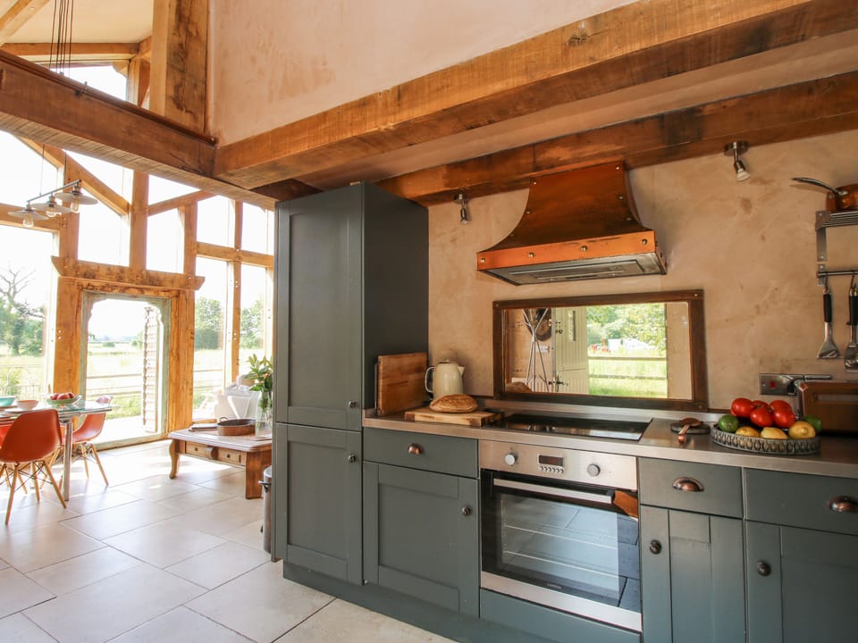 Cottage | Private kitchen | Cookware/dishes/utensils