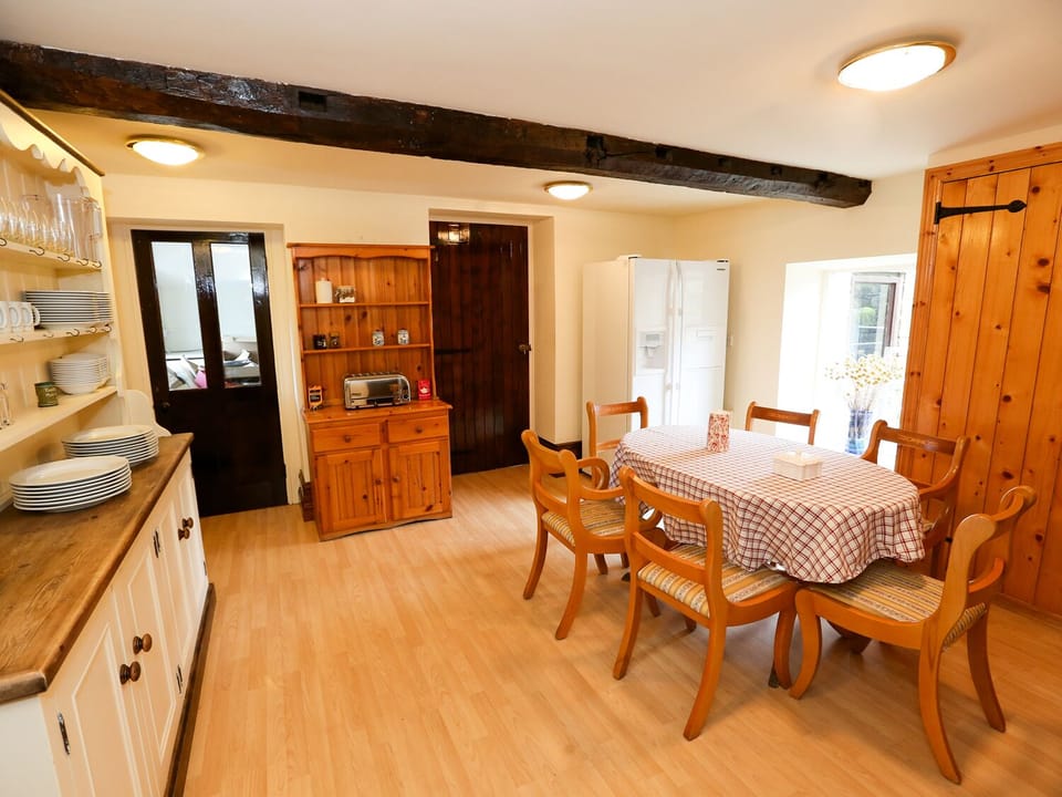 Cottage | Interior