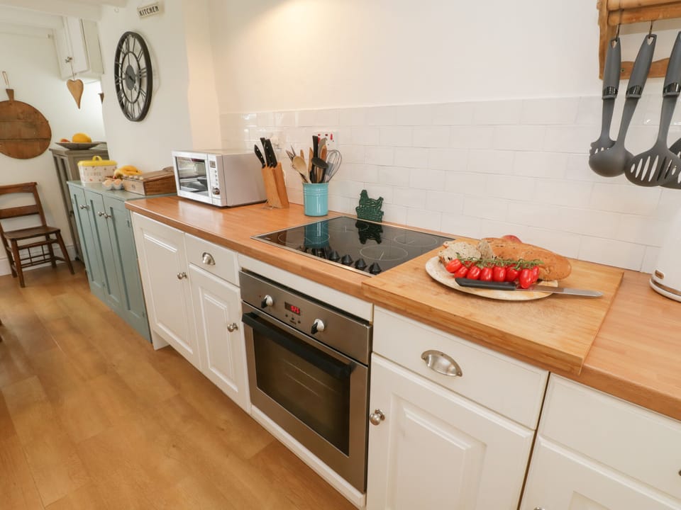 Cottage | Interior