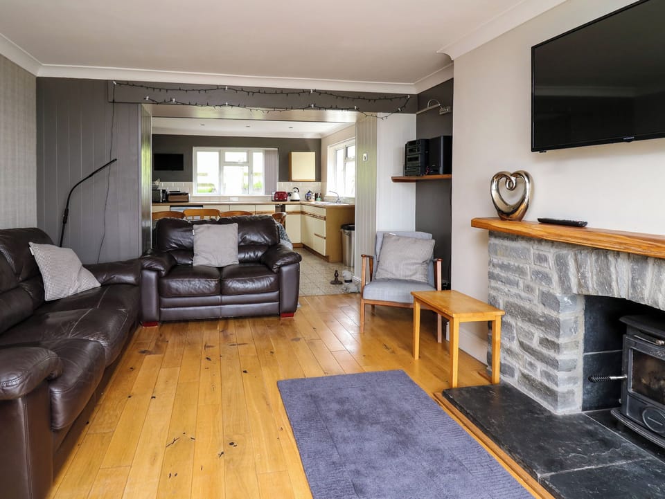 Cottage | Living area | TV, DVD player