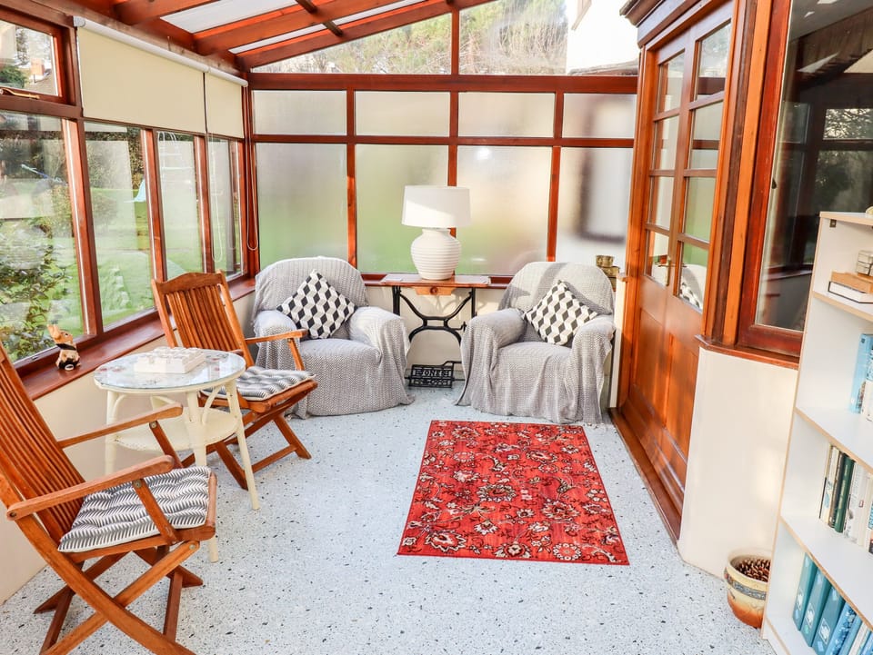 Cottage | Interior
