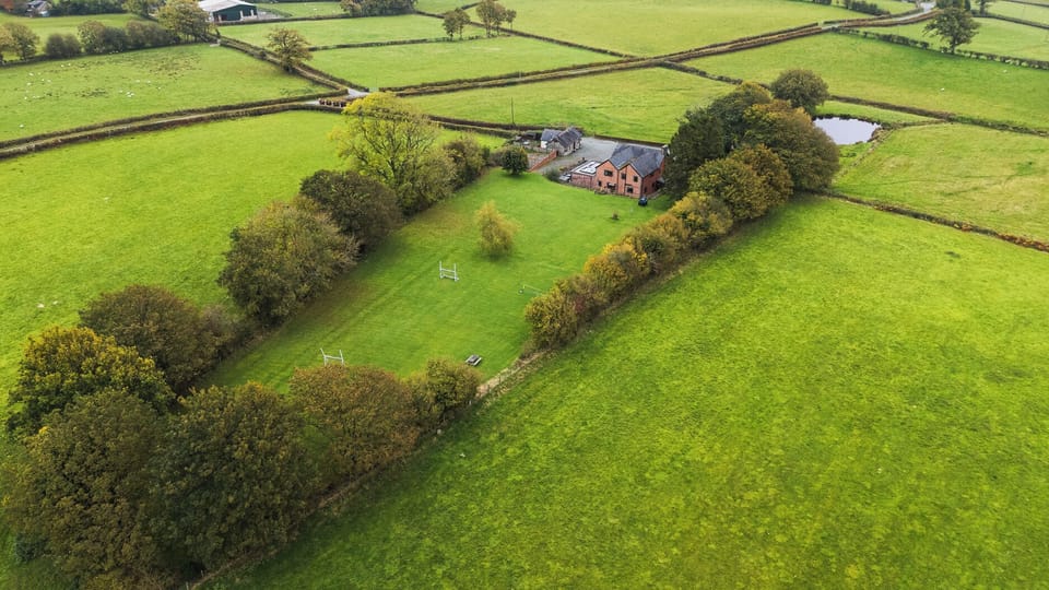 Cottage | Aerial view