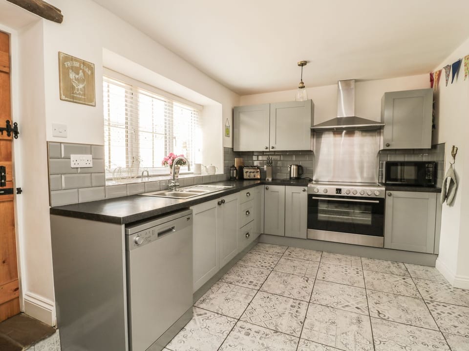 Cottage | Interior