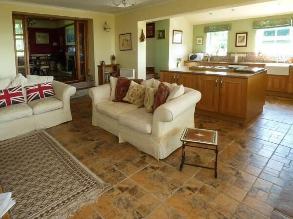 Cottage | Interior