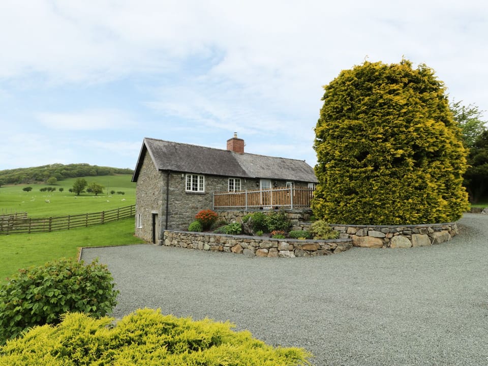 Cottage | Interior