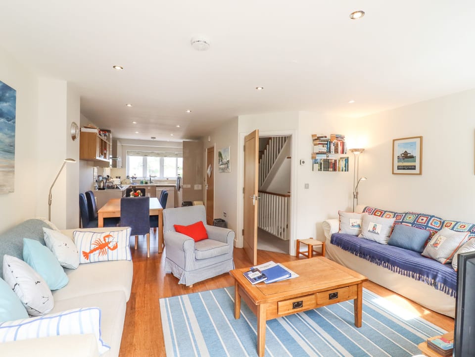 Cottage | Interior