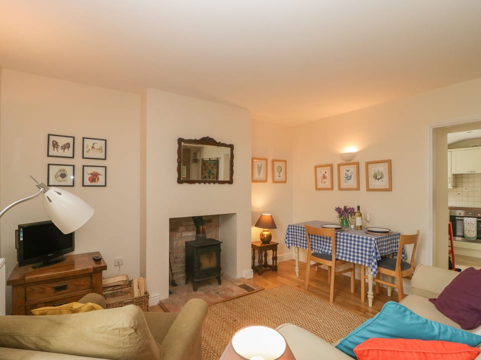 Cottage | Interior