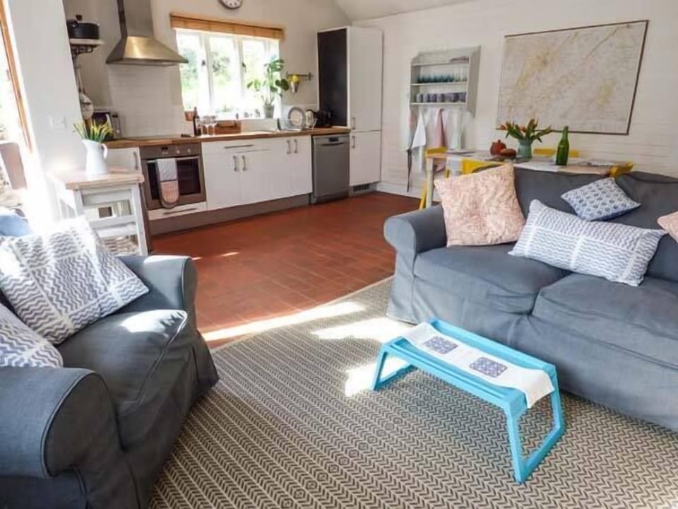 Cottage | Living room | TV