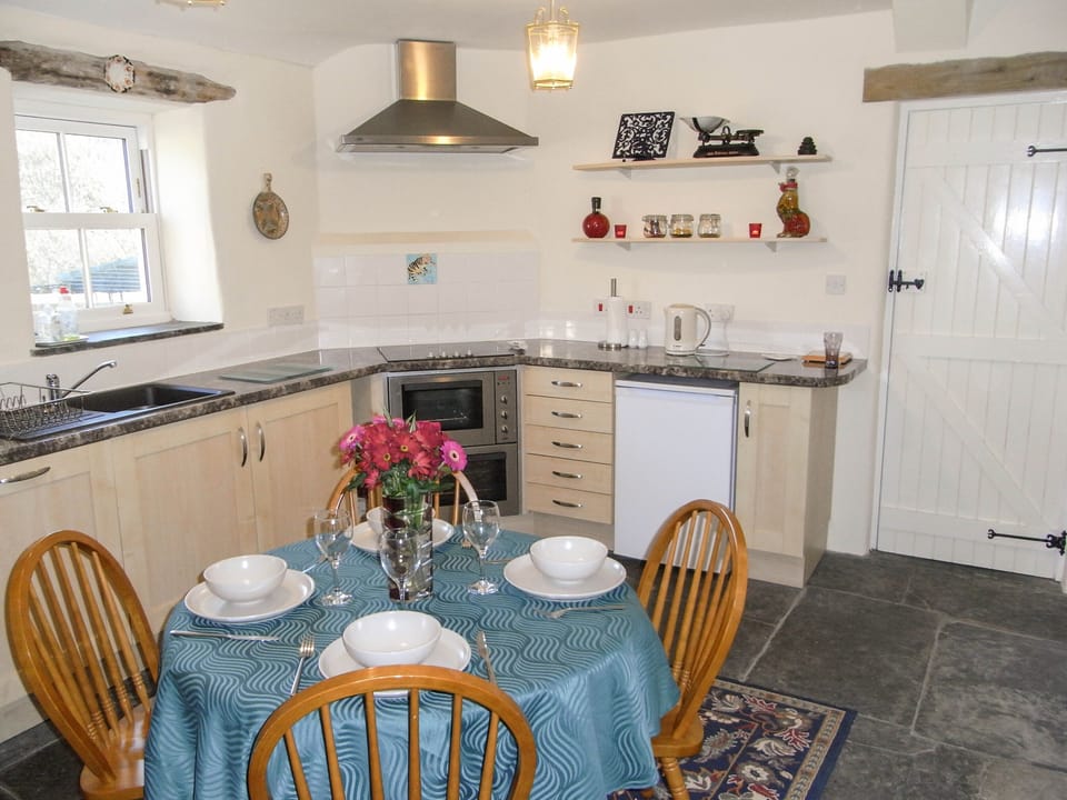 Cottage | Interior