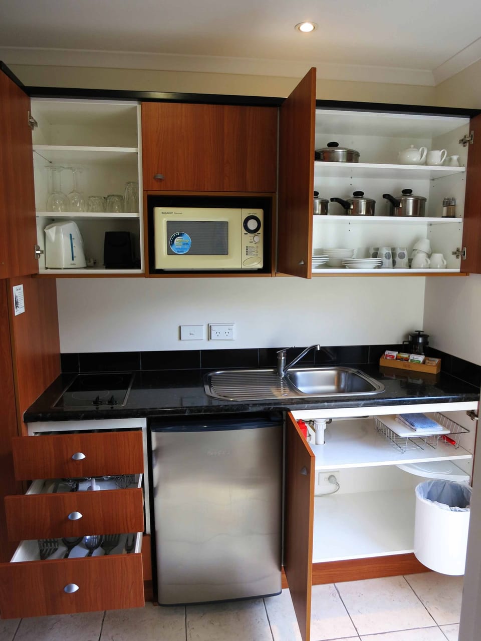 Fridge, microwave, coffee/tea maker, electric kettle